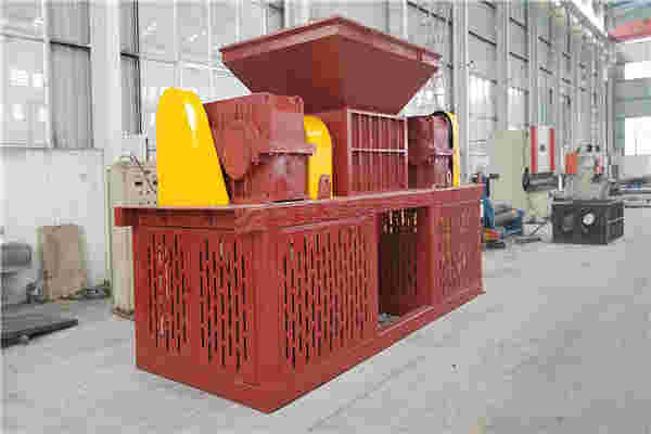 撕碎機行業(yè)已逐步向智能化、大功率、高產(chǎn)量、自動化