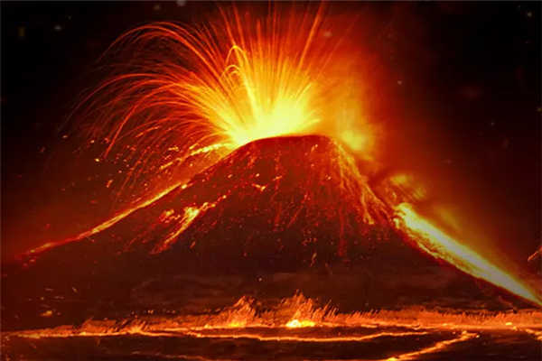 火山巖漿與撕碎機(jī)的碰撞