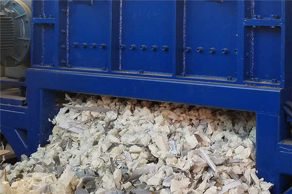 垃圾撕碎機(jī)是城市生活的清掃員