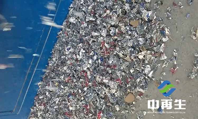 利用廢紙的“城市造紙”也成為當代造紙業的發展趨向