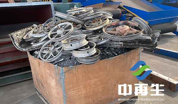 立式粉碎機(jī)