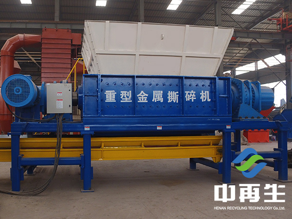 大型撕碎機生產(chǎn)線